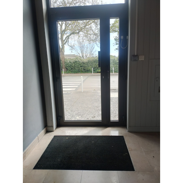 divers travaux de rénovation d'un immeuble de bureaux La Rochelle